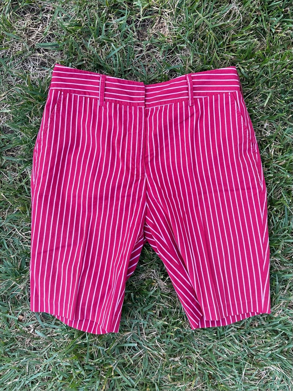 Lizzie Driver lightweight striped Bermuda shorts - size 2